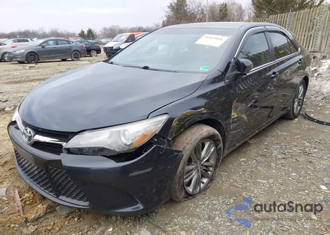 2015 Toyota Camry Se z USA, uszkodzony, nr VIN 4T1BF1FK4FU109368
